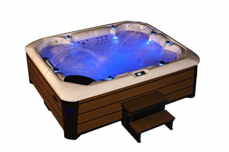 Мини спа-бассейн Sunrans SR-832A Мини спа-бассейн Sunrans SR-832A