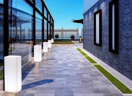 Светильник Колонна 30х60  питание от АКБ, RGB