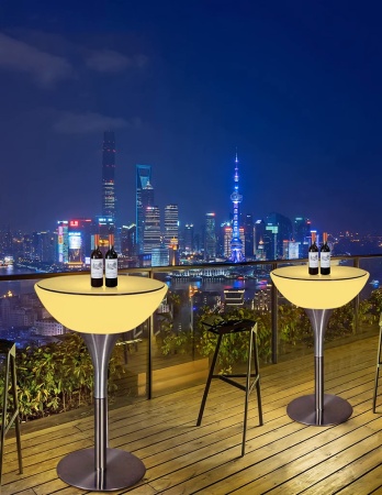 Комплект светящейся мебели Стол+2 стула V7 Комплект светящейся мебели Стол+2 стула V7